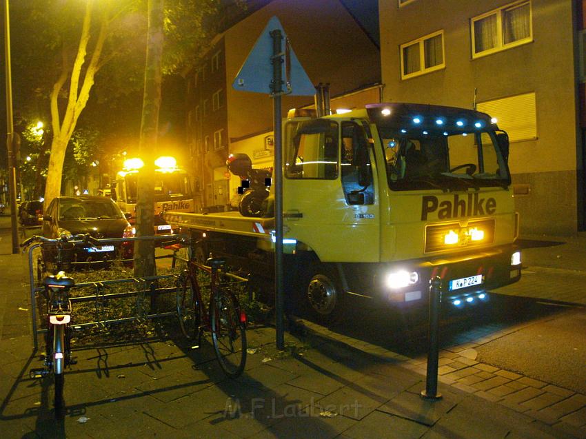 Hochwertige Roller in Garage sichergestellt Koeln Vingst Oranienstr P26.JPG